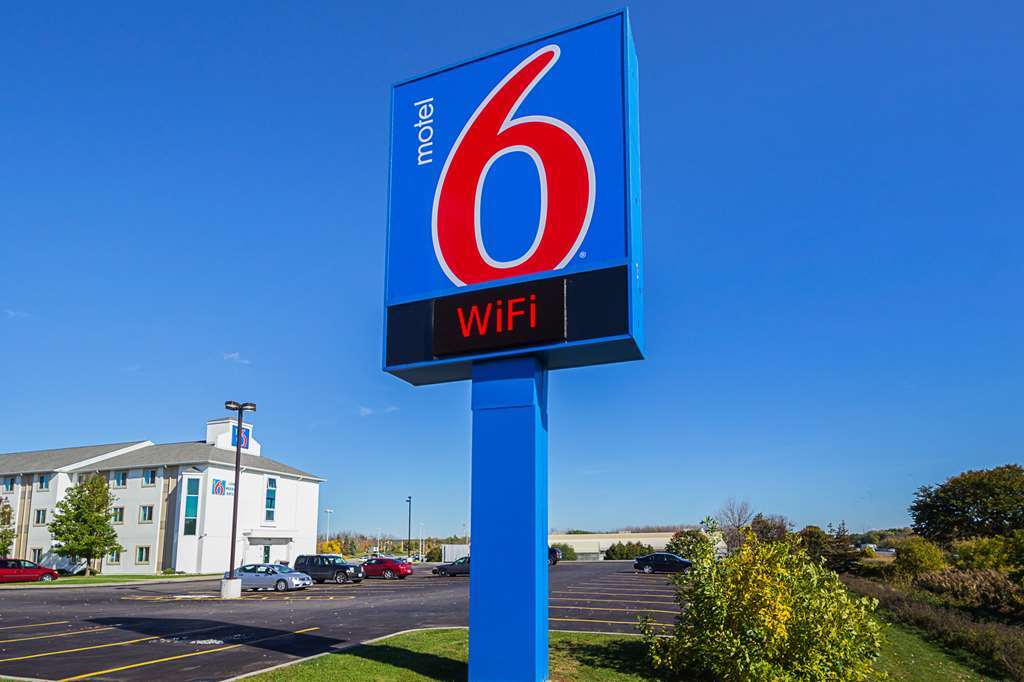 Motel 6-Whitby, On - Toronto East Exteriör bild